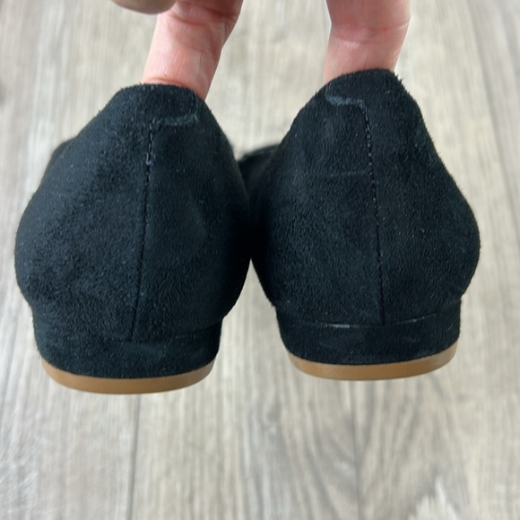 Like new Perfect Talbots suede black buckle flat 9.5 - Picture 5 of 6